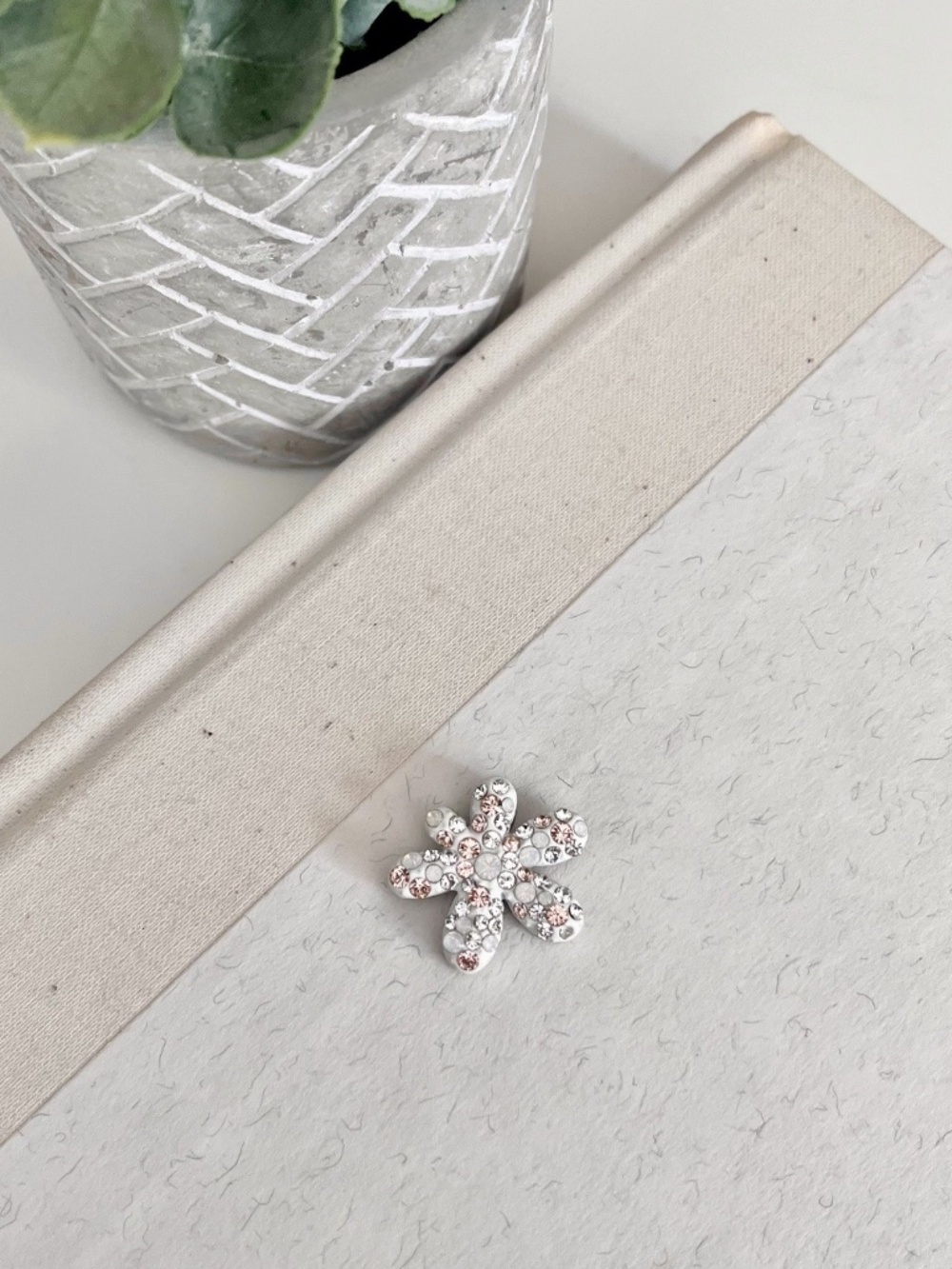 Sparkly Daisy Flower Pendant Rhinestone Y2K Necklace Charm